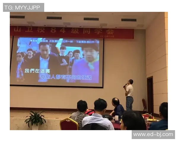 退役足球明星壁纸精选展现传奇球员风采与青春记忆