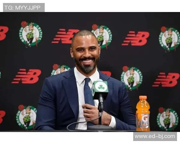 武汉篮球队逆袭之路：从低谷到冠军赛的辉煌蜕变与奋战历程