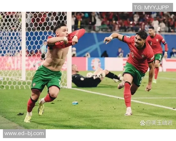 足球明星转战小联赛的背后原因与未来发展趋势探讨 足球明星转战小联赛的背后原因与未来发展趋势探讨